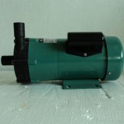 氟塑料合金磁力泵应注意温度控制